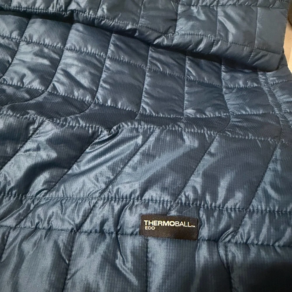The North Face Men's Blue Quilted Jacket Size‎ XL